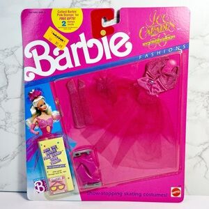 Mattel Barbie RARE Ice Capades Fashions Set for Dolls #4080